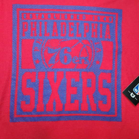 Philadelphia 76ers Red Thermal Shirt UNK NBA Long Sleeve Waffle Knit Men Medium. - Picture 4 of 6